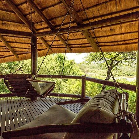 Elephant Rock Private Safari Lodge Ледисмит Экстерьер фото