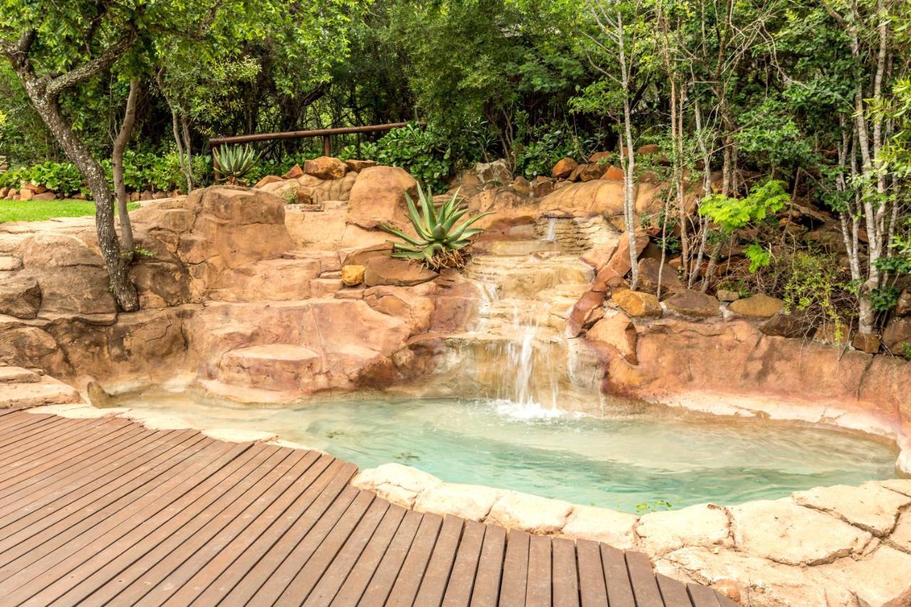 Elephant Rock Private Safari Lodge Ледисмит Экстерьер фото
